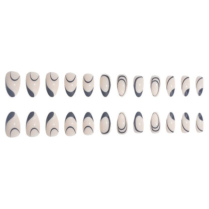 Künstlerisches Abstract-Nageldesign Brehn