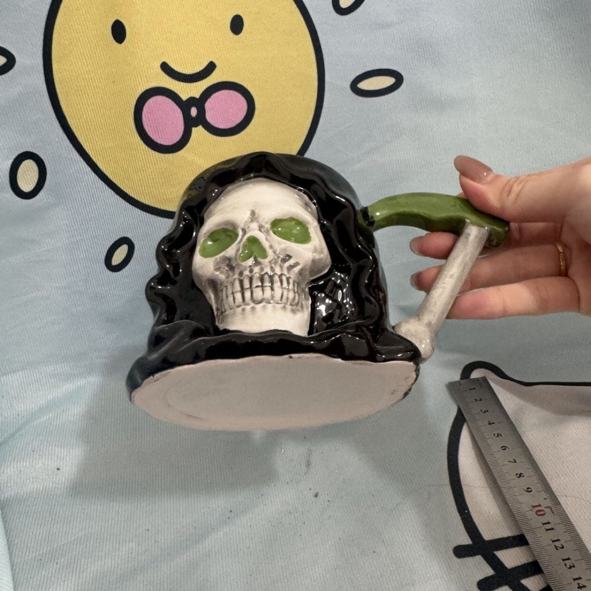 Gruselige Totenkopf Tasse Brehn