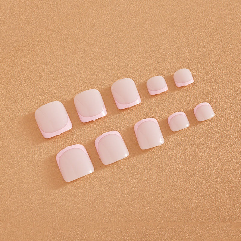 Fußnagelkunstset mit elegantem French Design und Glitzerakzenten Brehn