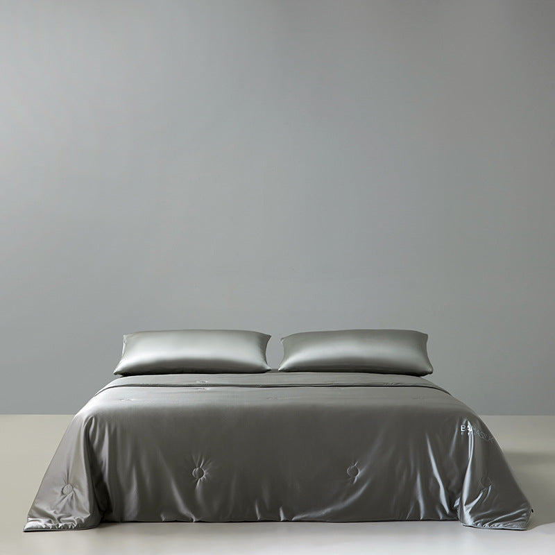 Damen Luxuriöse Satin-Bettdecke mit eleganter Knopfstruktur Brehn