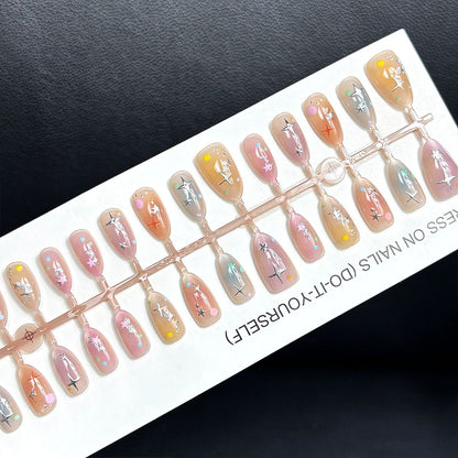 Dekoratives Press-On Nagelkunst Set Brehn