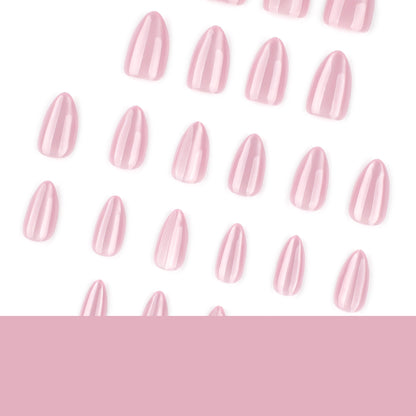 Kunstvolle Stiletto-Nagelkunst Brehn