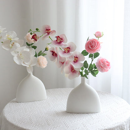 Minimalistische Keramikvase