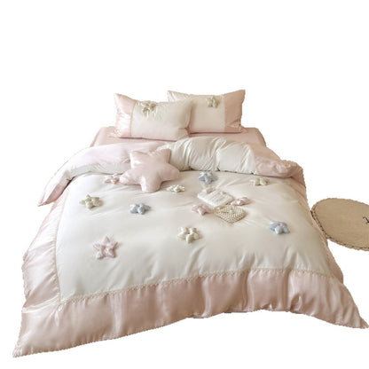Luxus Seiden-Feeling Satin Bettbezug Set mit 3D Stern Applikation & Spitzenrand