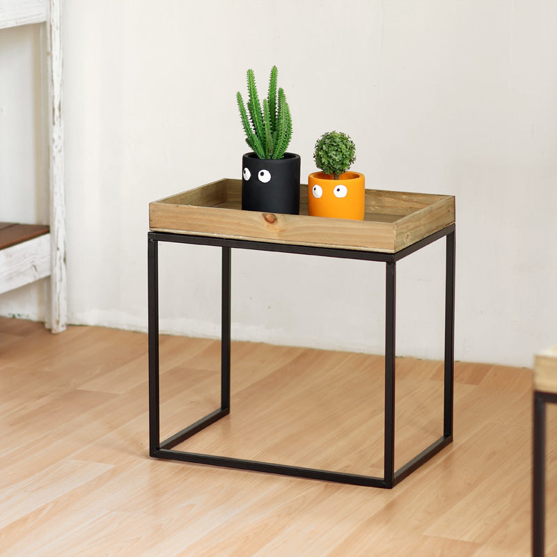 Moderner Beistelltisch mit Holztablett Brehn