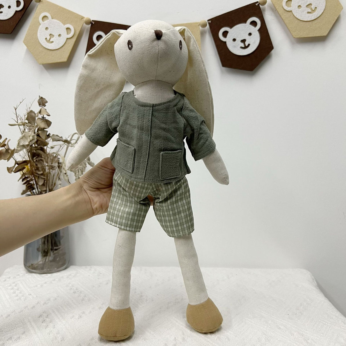Handgefertigte Leinenhase-Rag Doll mit langen Ohren und Gingham-Kleid
