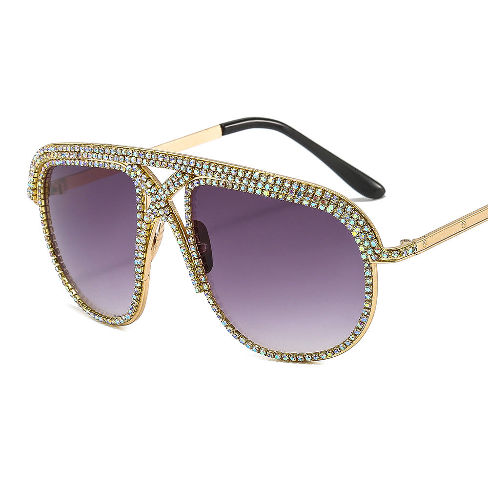 Damen eleganten Sonnenbrille mit glitzerndem Rahmen und gradienten Gläsern Brehn