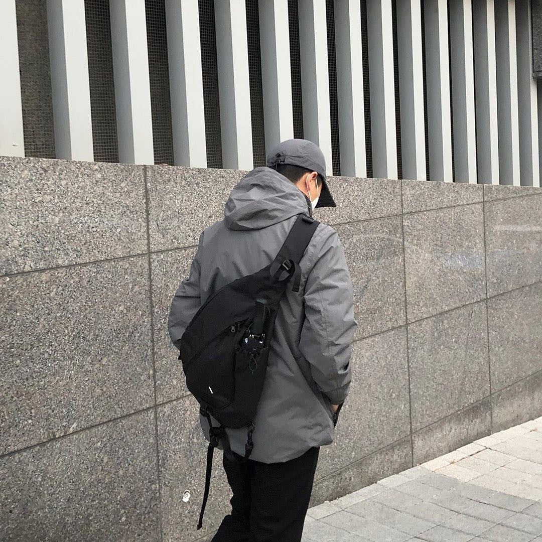 Sling-Rucksack mit Ergonomischem Design und Innovativer Aufteilung Brehn