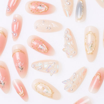 Elegante Stiletto-Nagelkunstverlängerungen mit floralen Verzierungen Brehn