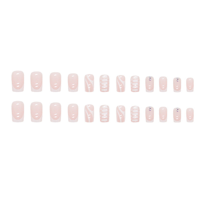 Künstlerisches Press-On Nagelkunst Set Brehn