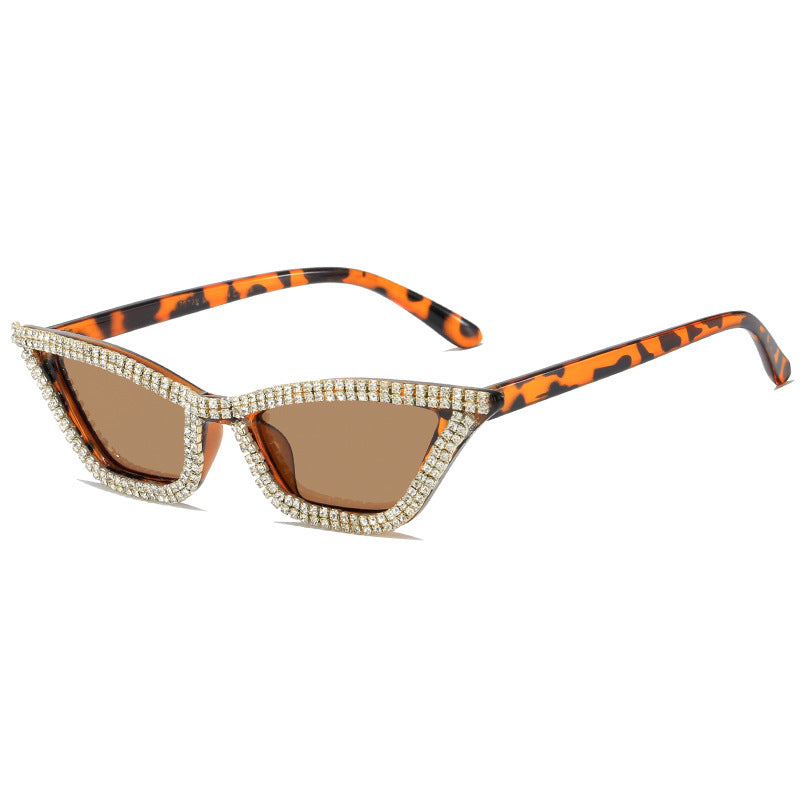 Damen extravagante Cat-Eye Sonnenbrille mit funkelndem Kristallrahmen Brehn