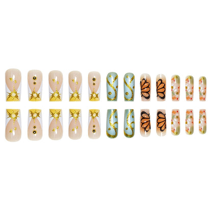 Kreatives Schmetterlingsdesign Nagelkunst Brehn