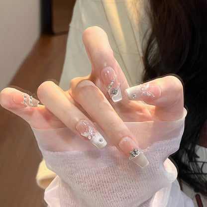 Elegante dekorative Press-On Nail Set Brehn
