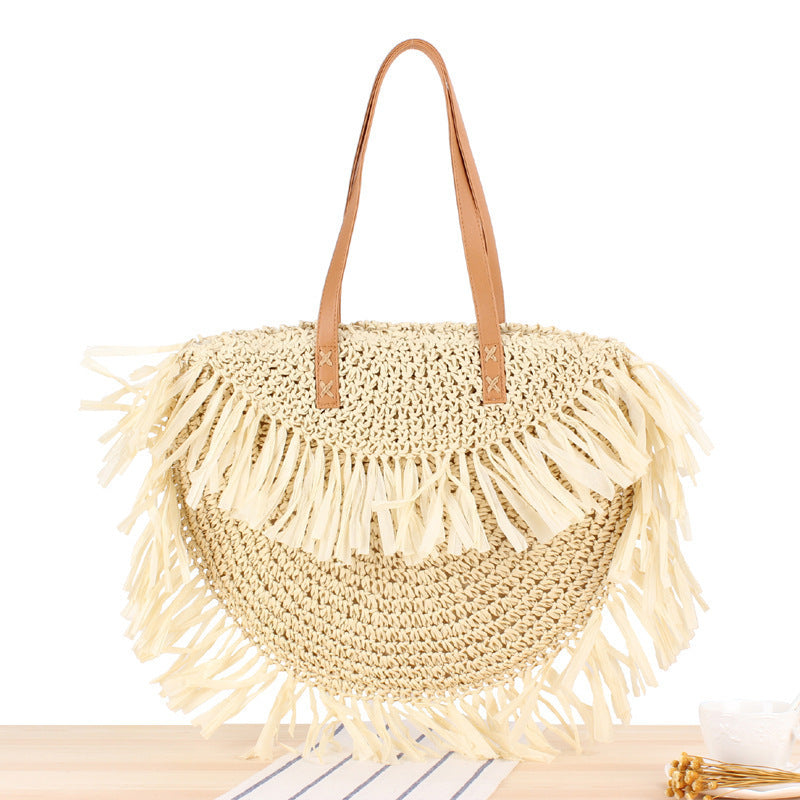Trendige Strohtasche mit Fransigem Design Brehn