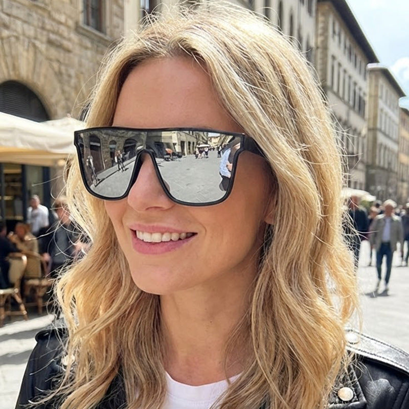 Damen Sportliche Sonnenbrille mit breitem Rahmen und polarisierenden Gläsern Brehn