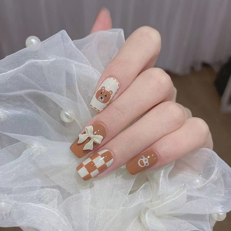 Kunstvolle Nagelmodellage Brehn