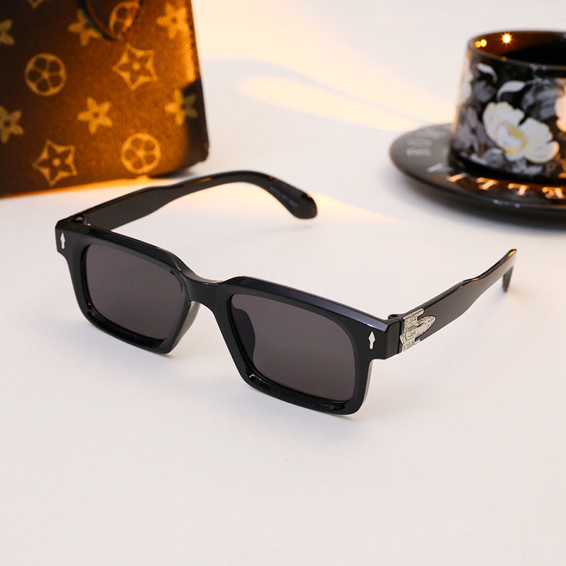 Damen elegante rechteckige Sonnenbrille mit speziellem Rahmen Brehn