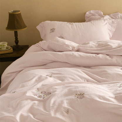 Bestickte florale Baumwollsatin-Bettbezug-Set mit Rüschenkissenbezügen