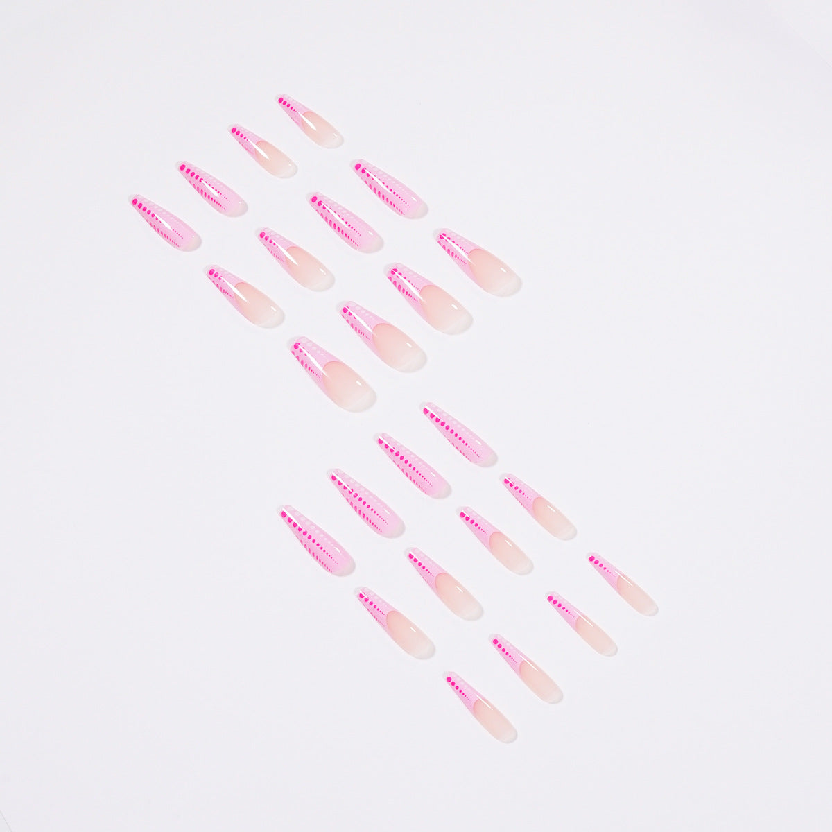 Kunstvolle Nagelkunst mit Gradient- und Punkt-Design Brehn