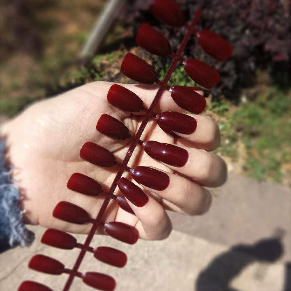Natürliche Nagelspitzen Brehn