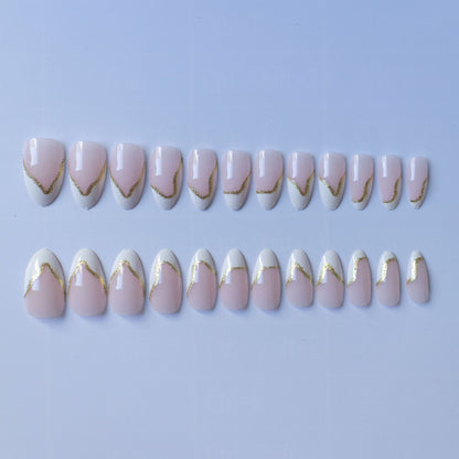 Elegante Stiletto Nagelkunst