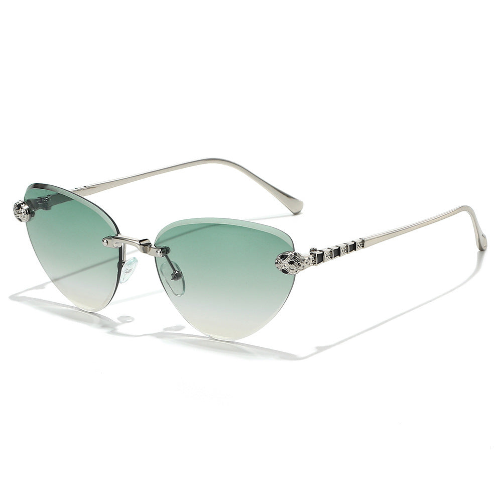 Designer Cat-Eye Sonnenbrille mit dekorativen Akzenten Brehn