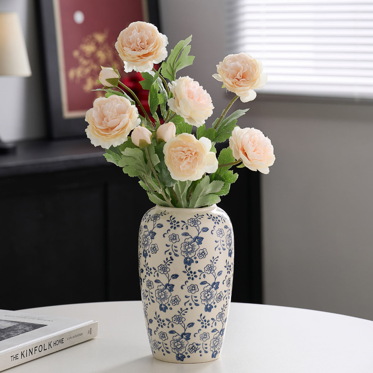 Dekorative Keramikvase mit floralen Muster Brehn