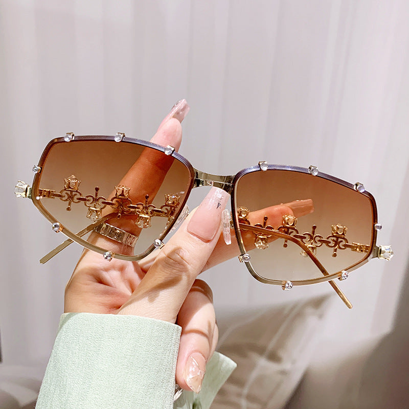 Damen Designer-Brille mit glamourösem Akzent und funkelnden Glitzersteinen Brehn