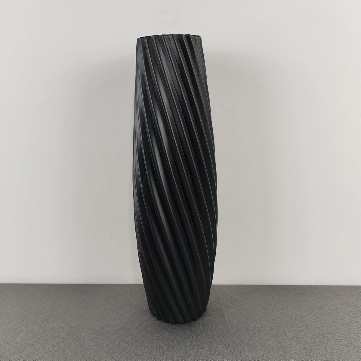 Textured Spiral Decorative Vase Brehn