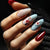 Künstlerische florale Press-On-Nageldesigns Brehn