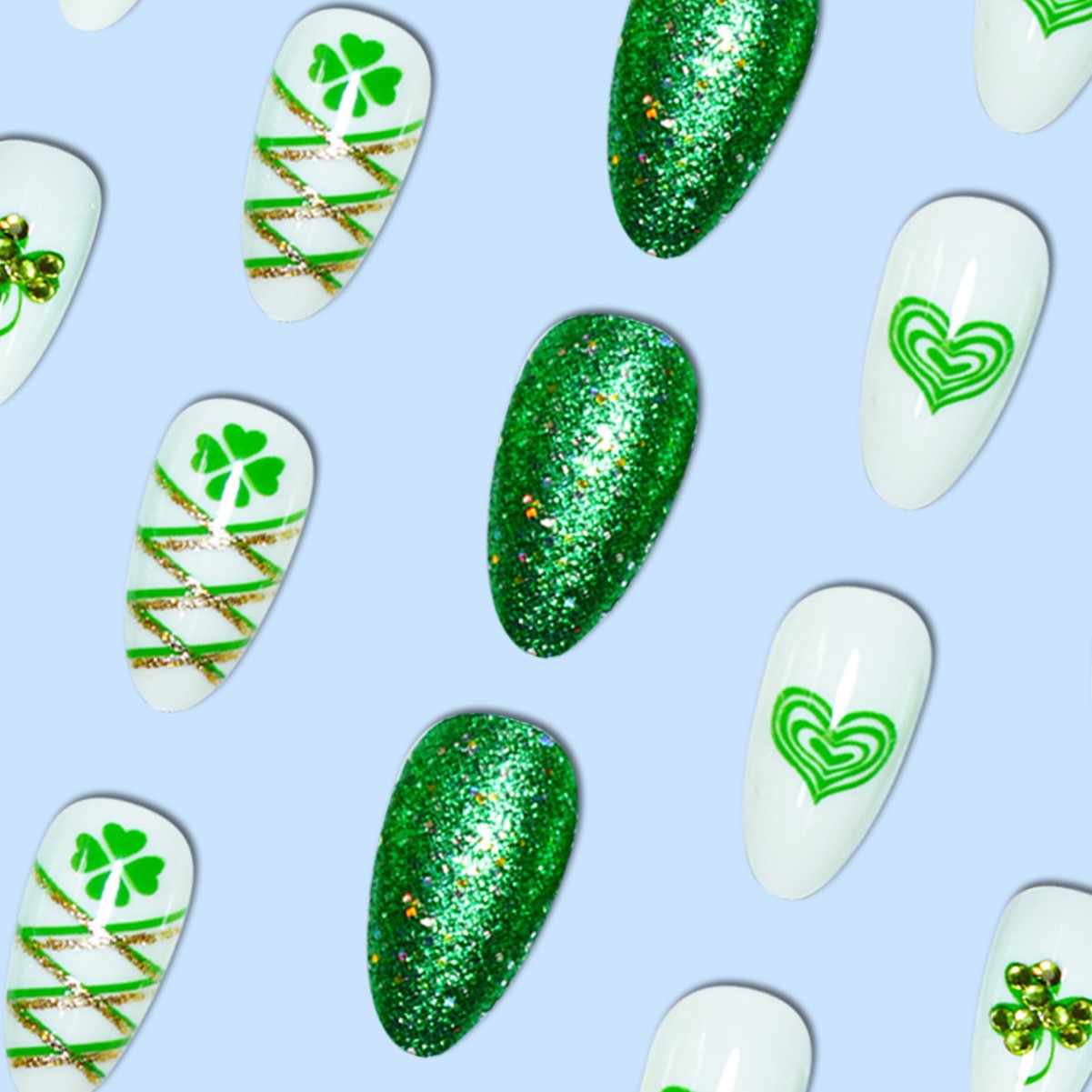 Glamouröse Stiletto Press-On Nagelkunst mit Glitter und Kleeblatt-Design Brehn