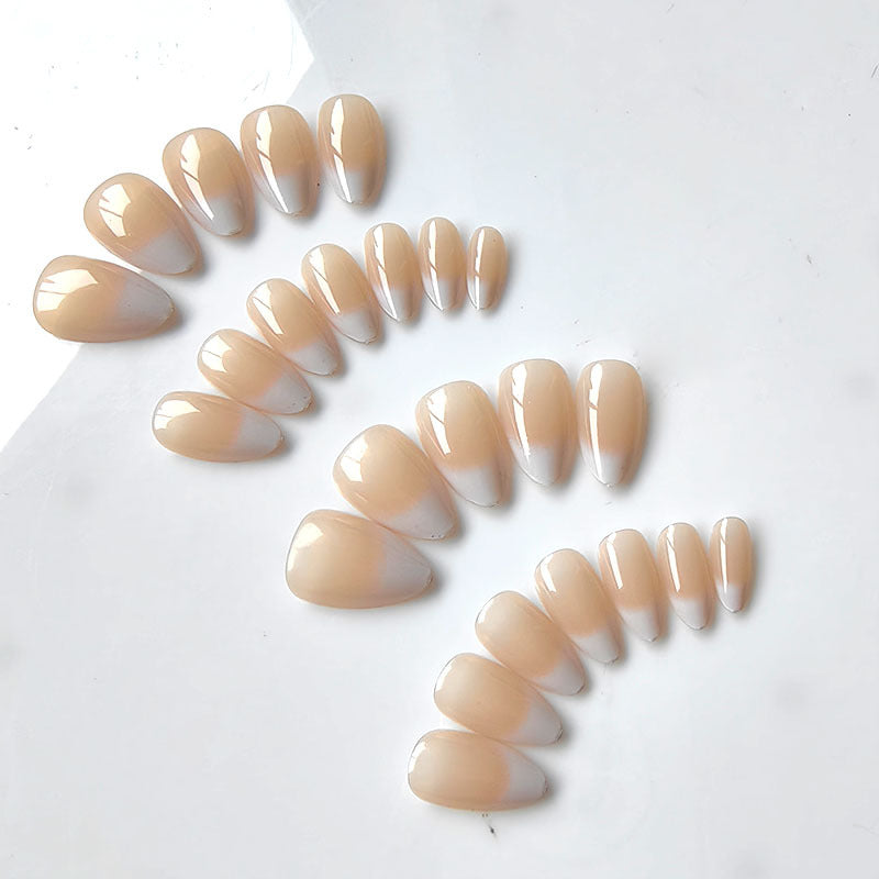 Elegant Ombre Kunstfingernägel Brehn