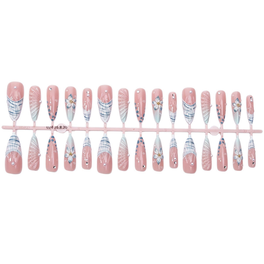 Kreatives Kunstnagelset Brehn