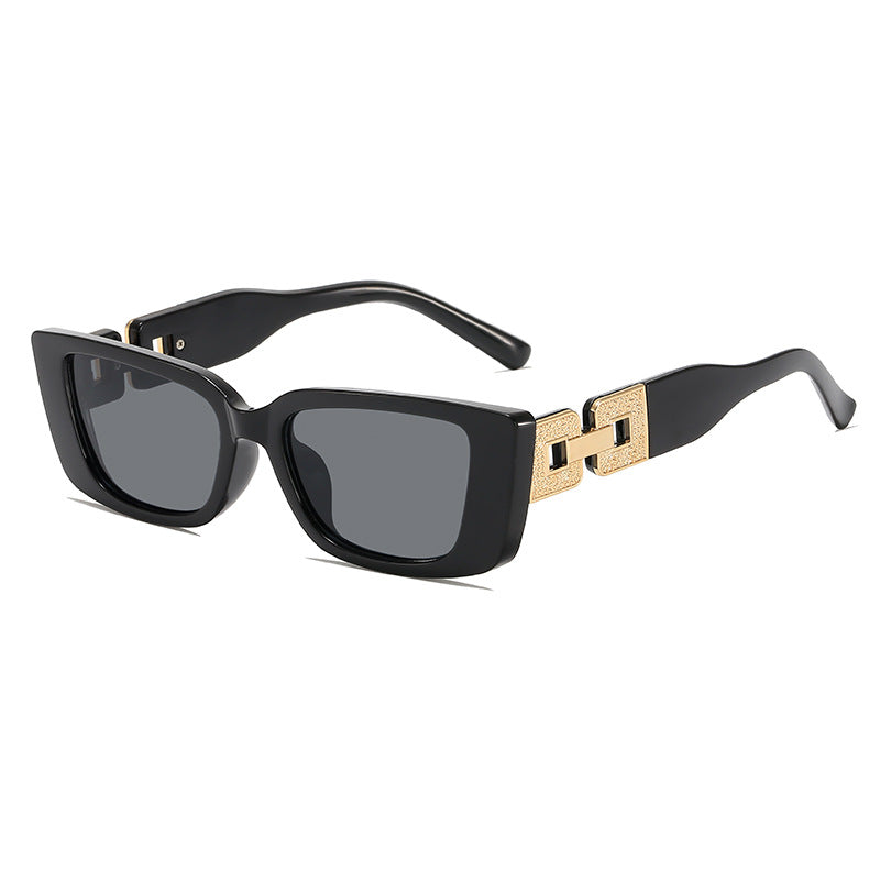 Übergroße quadratische Sonnenbrille mit glamourösem Akzent Brehn