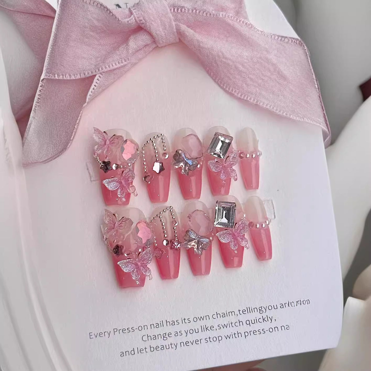 Dekoratives Press-On Nagelkunstset 1790731540