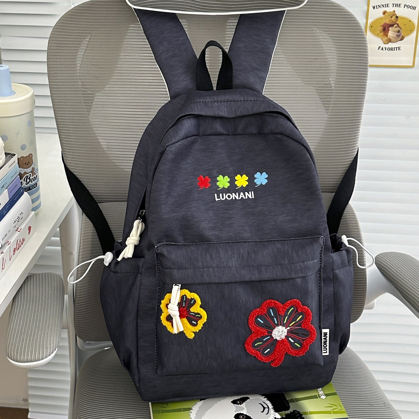 Bestickter floraler Design-Schulrucksack