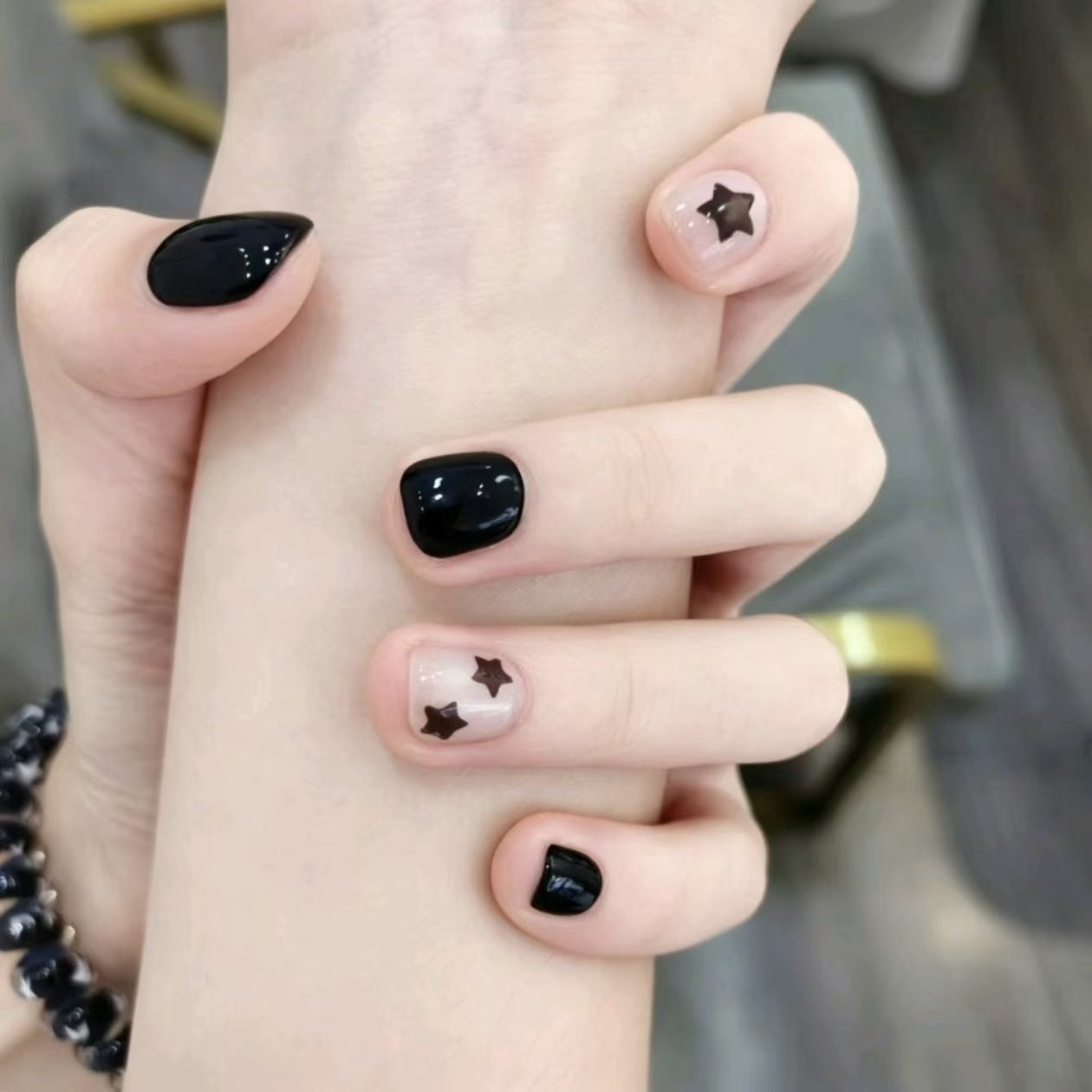 Trendige Grafik Nagelkunst Set Brehn