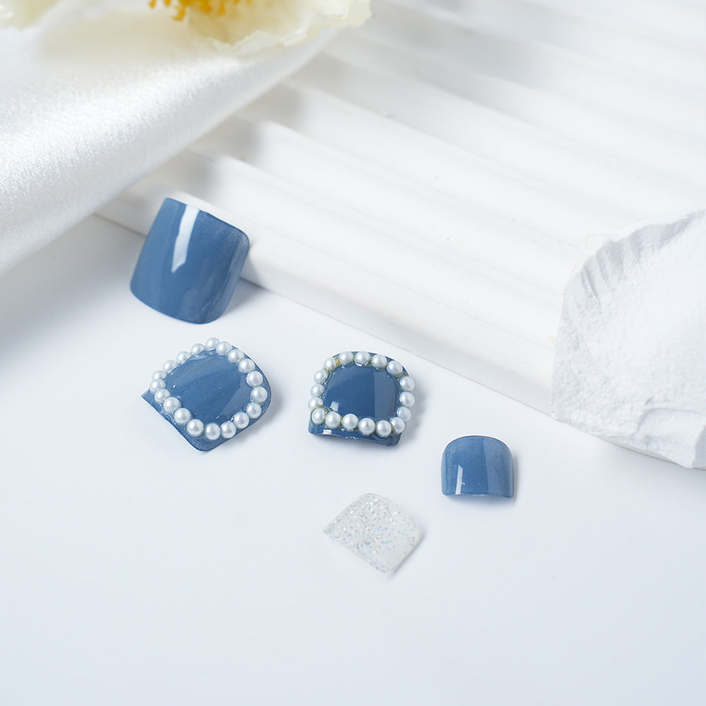 Elegante mit Perlen verzierte Press-On-Nagelset Brehn