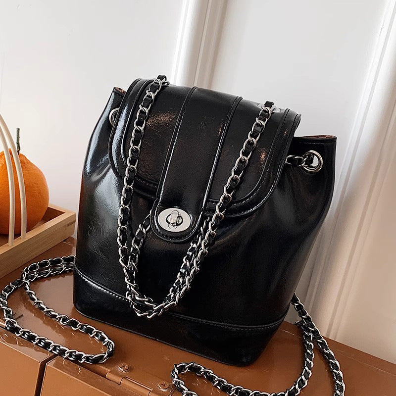 Chic Ketten-akzentierte Bucket-Handtasche Brehn