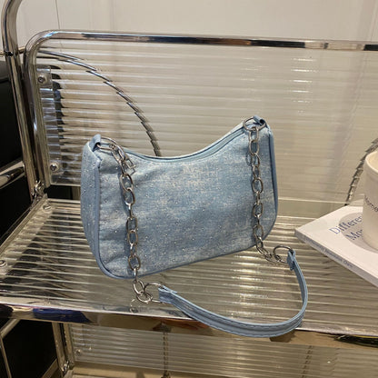 Stylische Hobo-Tasche mit Kettengriffen Brehn