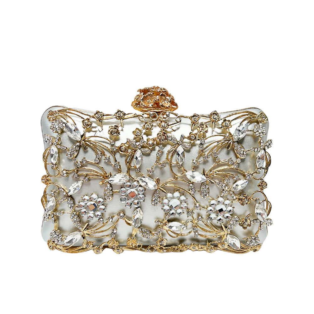Luxuriöse mit Blumen verzierte Abendtasche