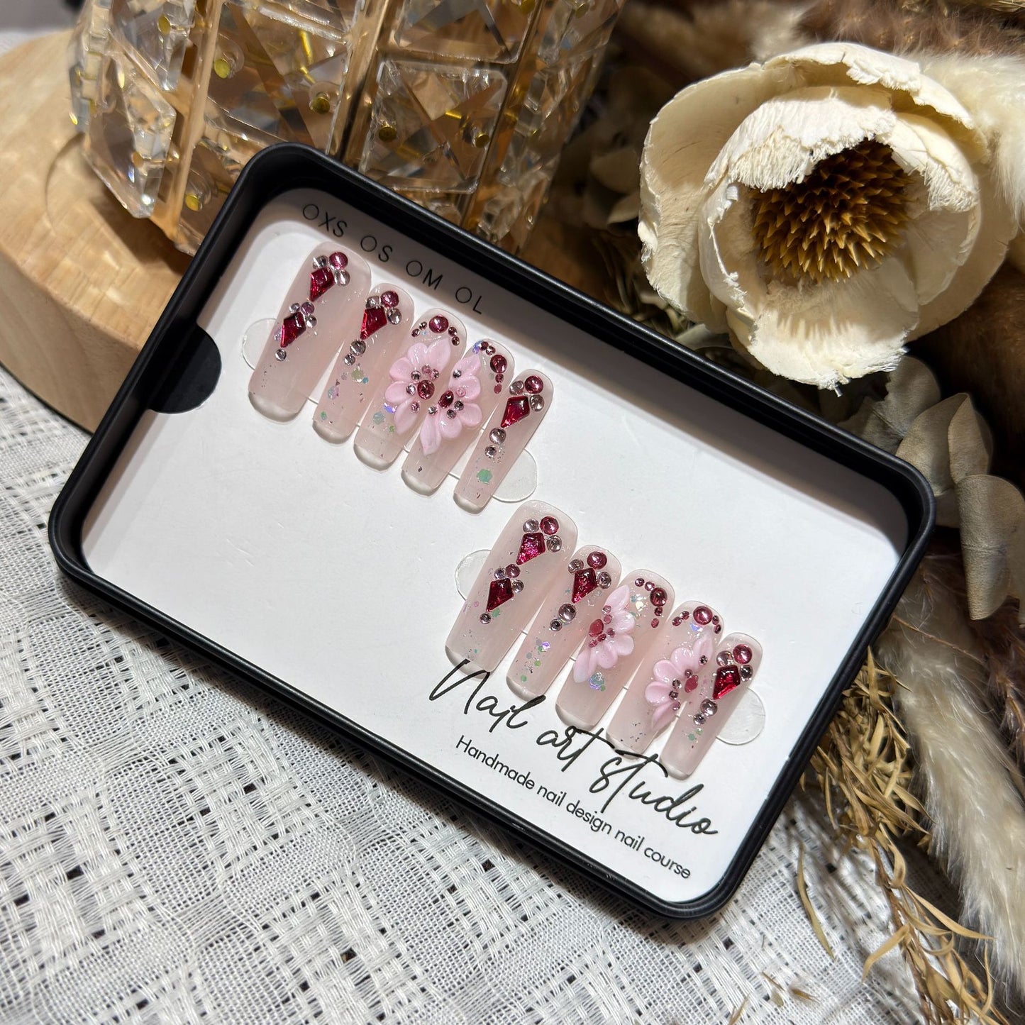 Wiederverwendbares Press-On Nagelset Brehn