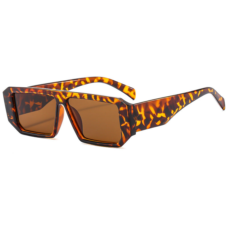 Damen modische Sonnenbrille im auffälligen geometrischen Design Brehn