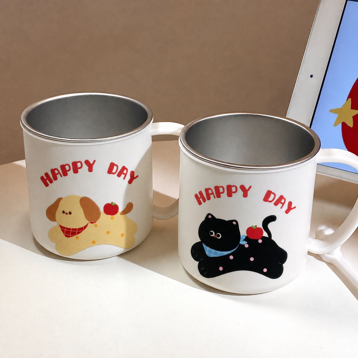 Keramiktasse mit Verspieltem Katzenmotiv und Fröhlichem Schriftzug Brehn