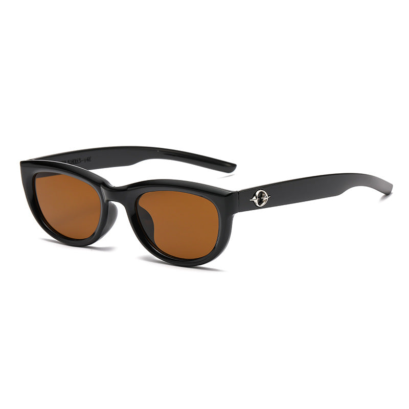 Damen elegante Kunststoffsonnenbrille im zeitgenössischen Design Brehn