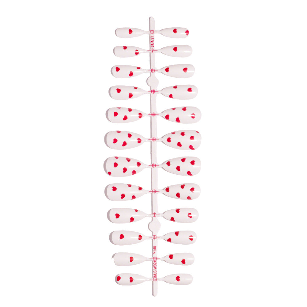 Trendy Herz-dekorierte Nagelkunst Brehn