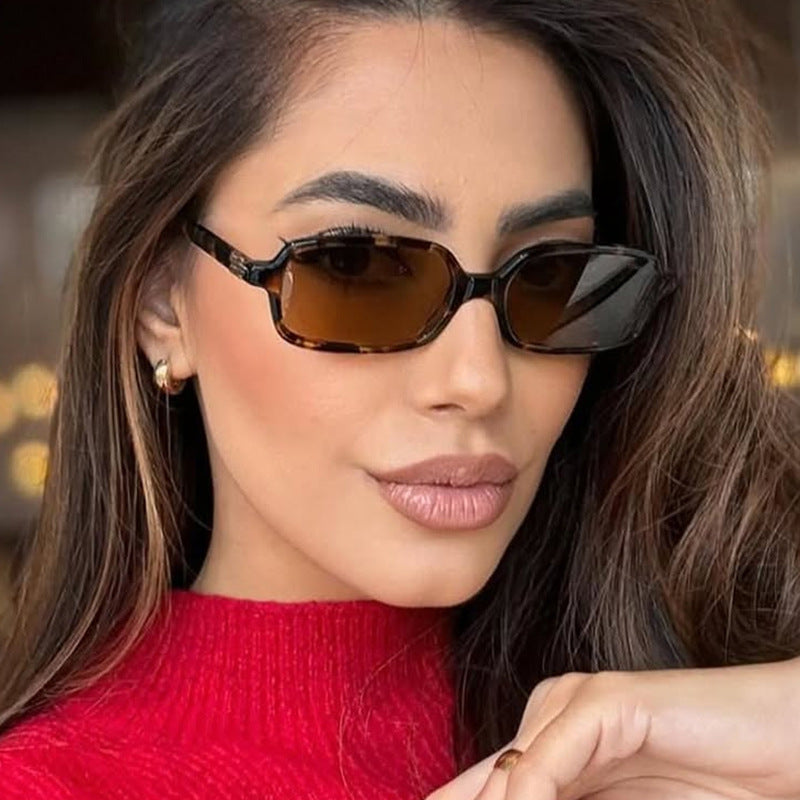 Damen modische quadratische Brille mit elegantem Kunststoffrahmen und goldenen Akzenten Brehn