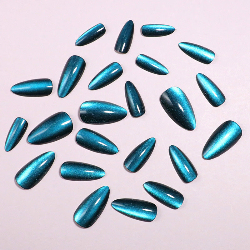 Elegante Glänzende Stiletto Press-On Nagel Set Brehn