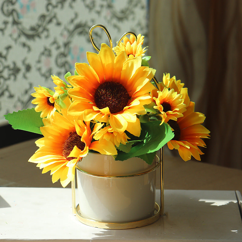 Lebensechter Sonnenblumenstrauß