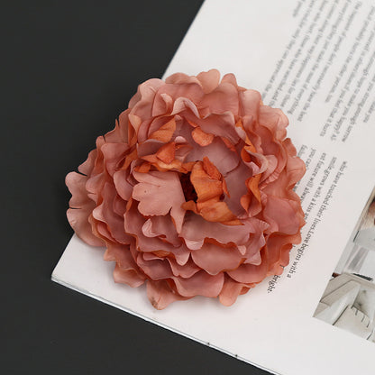 Dekorative Stoff Blumenbrosche